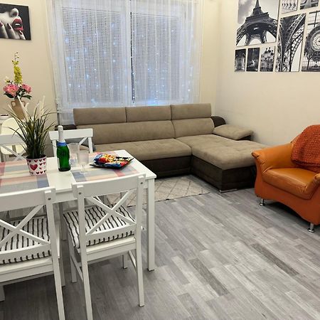 Relax Island Family Friedly Apartment Budapest Exterior photo