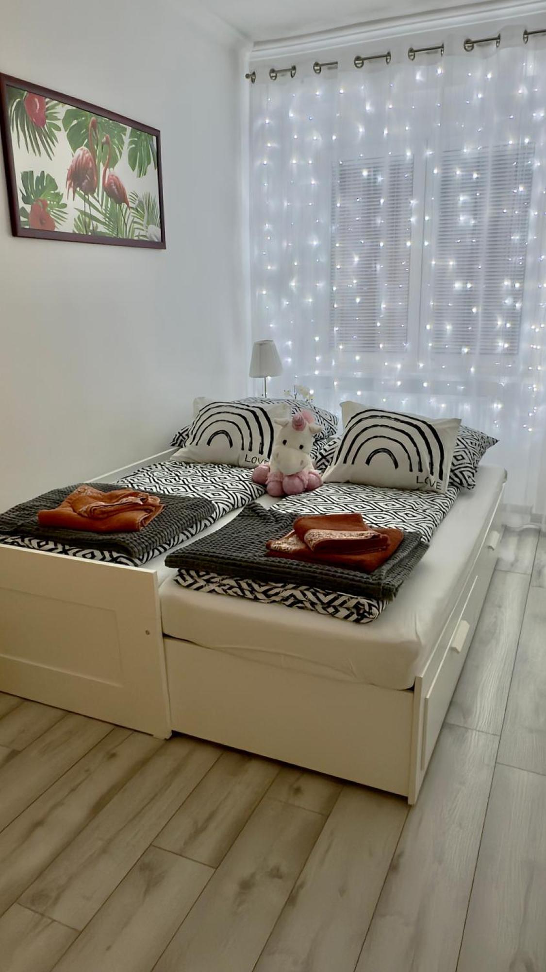 Relax Island Family Friedly Apartment Budapest Exterior photo